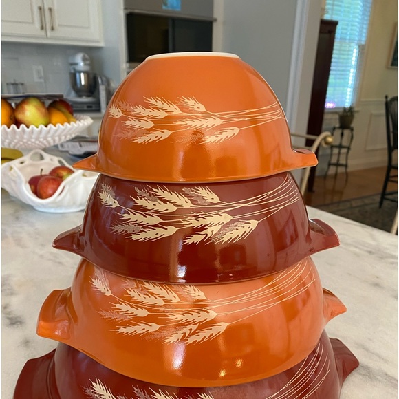 Vintage PYREX Autumn Harvest Wheat Bowl Set